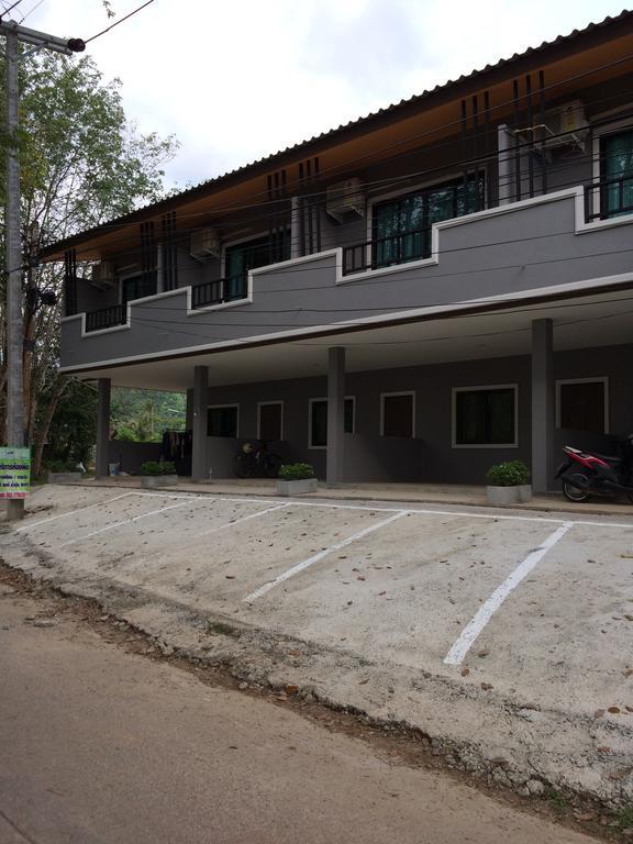 Am House Lejlighed Klong Muang Strand Eksteriør billede