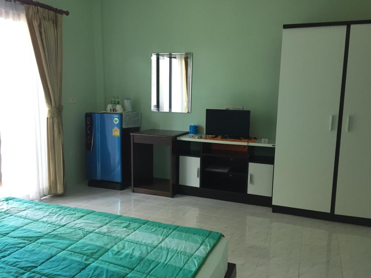 Am House Lejlighed Klong Muang Strand Eksteriør billede